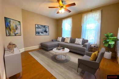 This photo has been digitally altered.