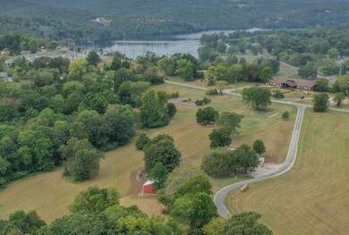 Proximity to Lake