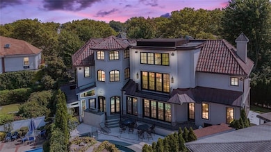 86 Gaylord Dr S, Brooklyn, NY 11234 - photo 6