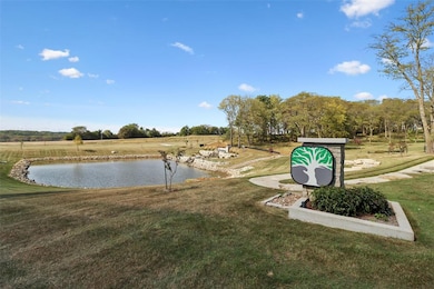 1557 S Stonewood Dr, West Des Moines, IA 50263 - photo 3