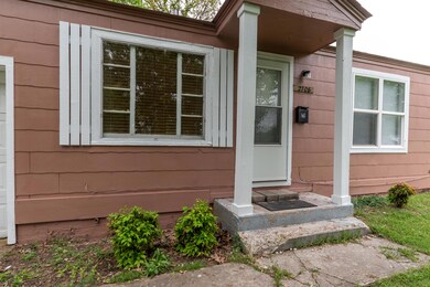 2708 N Fremont-4