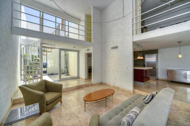 005_Living Room