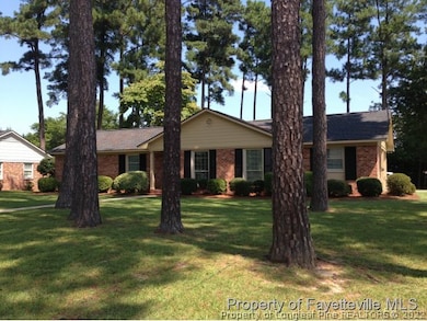 311 Kirkwood Dr, Fayetteville, NC 28303 - photo 2