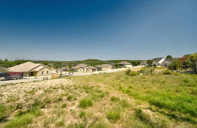 2004 Valencia Dr N unit 82, Kerrville, TX 78028 - photo 2