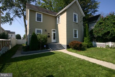 706 Montgomery St, Laurel, MD 20707 - photo 2
