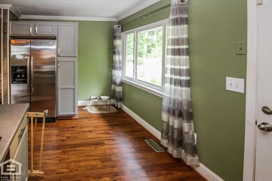 3711 Foraker-15