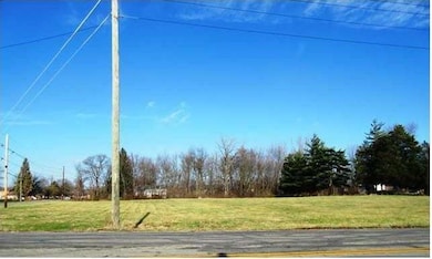 10020 E 25th St, Indianapolis, IN 46229 - photo 3