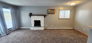 7404 72nd Ln N, Brooklyn Park, MN 55428 - photo 2