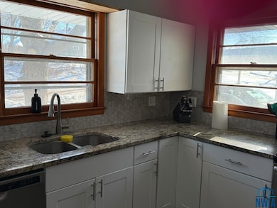 2839 S Saint Aubin St, Sioux City, IA 51106 - photo 5