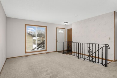 3558 Pilgrim Ln N, Plymouth, MN 55441 - photo 4