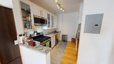 672 Washington St unit 2, Brookline, MA 02446 - photo 5