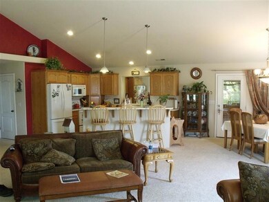 1660 Old Stage Rd, Central Point, OR 97502 - photo 4