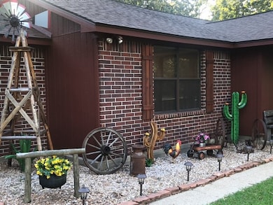 36 Kalyn Rd, Huntsville, TX 77340 - photo 5