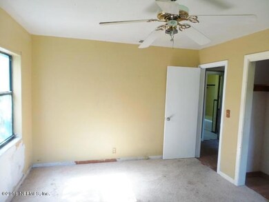 6370 Sauterne Dr, Jacksonville, FL 32210 - photo 4