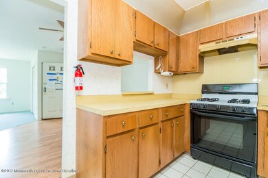 36 Snowberry Ct unit 286, Red Bank, NJ 07701 - photo 6
