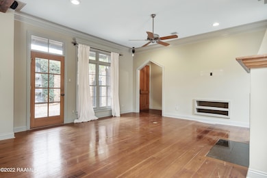 234 Annunciation St -5
