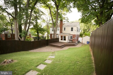 2703 Farmington Dr, Alexandria, VA 22303 - photo 5