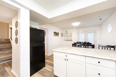 8307 Cricket Lake Dr, Charlotte, NC 28277 - photo 5