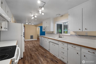 3323 Amhurst St SE, Olympia, WA 98501 - photo 5