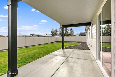 4600 W Oak Ave, Yakima, WA 98903 - photo 6