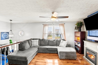 362 Peachtree Dr, Berea, KY 40403 - photo 2