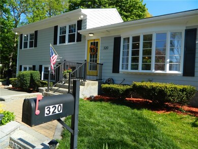 320 Cowesett Rd, Warwick, RI 02886 - photo 3