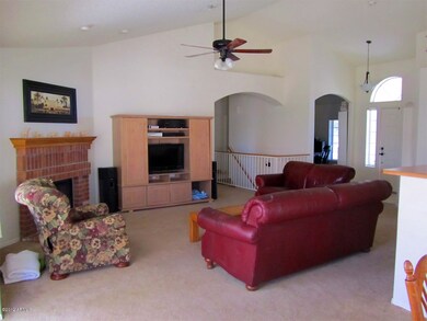 Open Floorplan with Approx. 2,400 Sq.Ft.