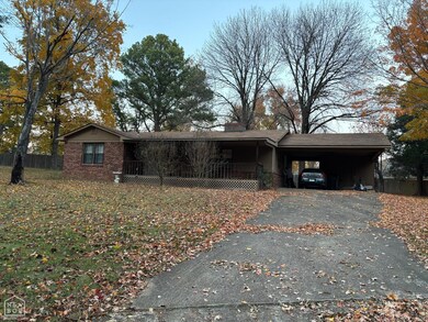 910 Oakland Dr, Jonesboro, AR 72404 - photo 3