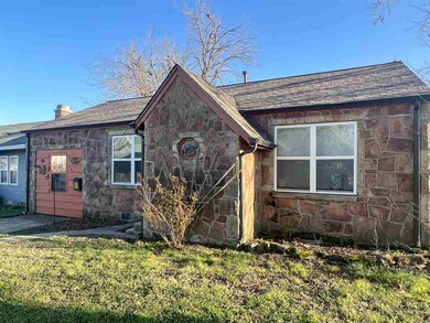 1135 E Broadway St, Cushing, OK 74023 - photo 2