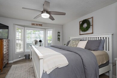 1011 Hermosa Dr, Central Point, OR 97502 - photo 7