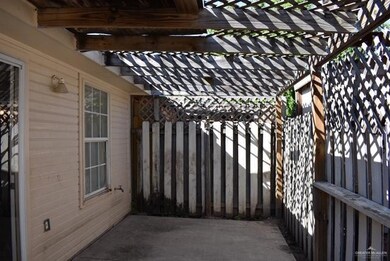 507 S Casa Rd, Pharr, TX 78577 - photo 4