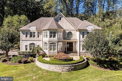 9700 Meadowmere Dr, Vienna, VA 22182 - photo 2