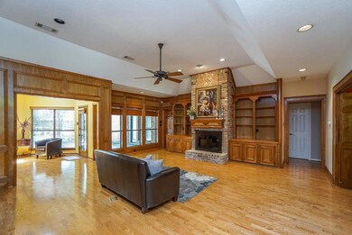 7710 River Garden Dr, Houston, TX 77095 - photo 6