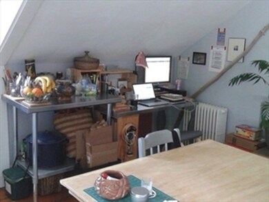 18 Clinton St unit 3, Cambridge, MA 02139 - photo 4