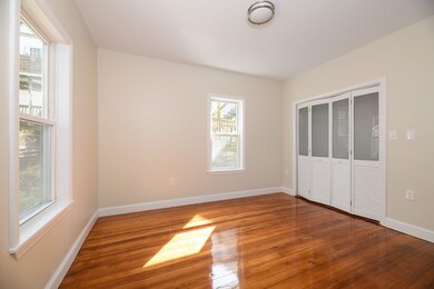 73 Bartlett St unit 2, Somerville, MA 02145 - photo 6