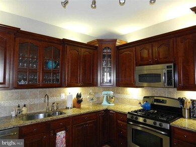 42013 Village Station Square unit 42013, Aldie, VA 20105 - photo 3