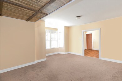 Virtually staged with no furniture