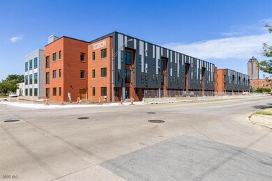 400 SW 7th St unit 308, Des Moines, IA 50309 - photo 4