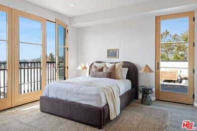 6320 Garvanza Ave unit 213, Los Angeles, CA 90042 - photo 2