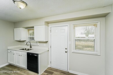 021-photo-kitchen-12155934