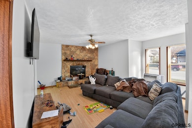 1021 N Nebraska Ave, York, NE 68467 - photo 7