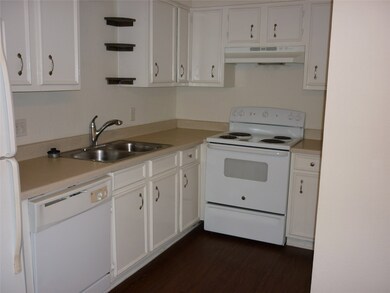 1412 S Beauregard St, Alvin, TX 77511 - photo 6