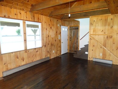 1521 Carney Rd, Castleton On Hudson, NY 12033 - photo 4