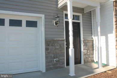 117 Brockham Ct, Winchester, VA 22602 - photo 2