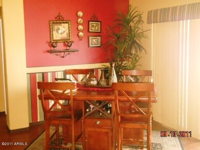 eat in kitchen