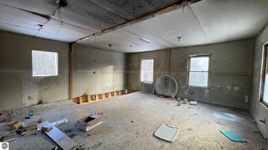 3889 Birchwood St, Beaverton, MI 48612 - photo 7