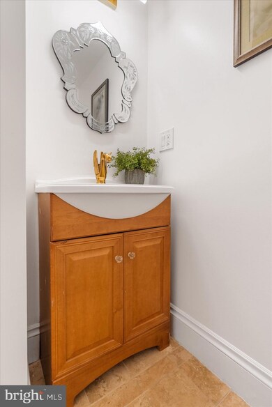 3212 Elliott St, Baltimore, MD 21224 - photo 6