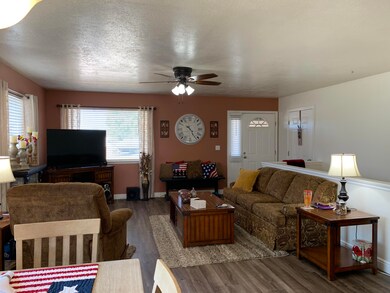 138 N 750 W, Parowan, UT 84761 - photo 5
