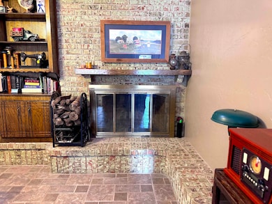 2018 Woodrock Dr, Duncan, OK 73533 - photo 4