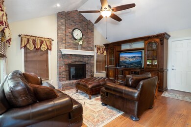 Gas/Wood Burning Fireplace